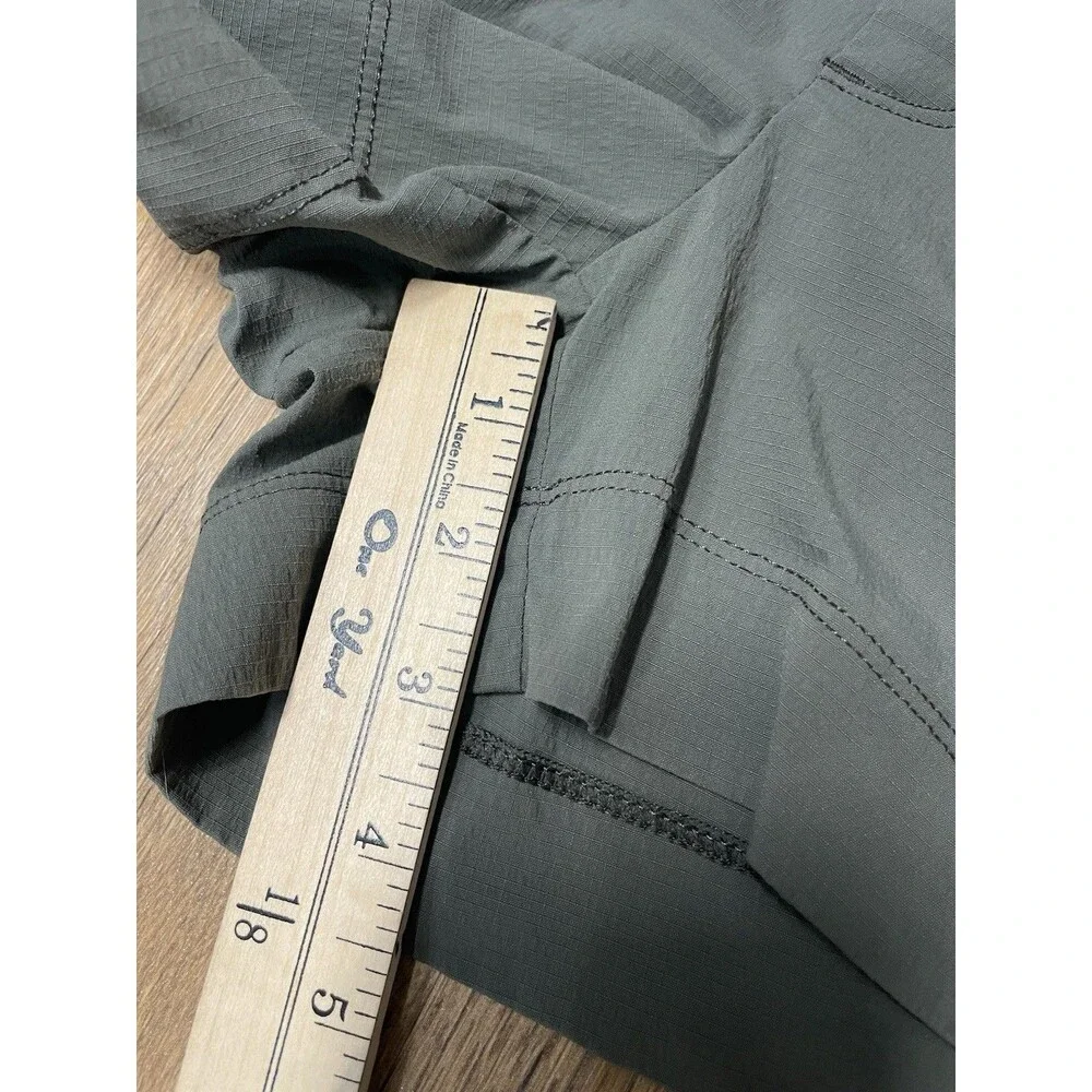Athleta Trekkie North Shorts Womens 0 Green Hiking Workout